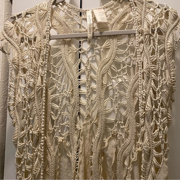 - FORGOTTEN GRACE Cream crochet Vest Bohemian size M - Picture 3 of 7